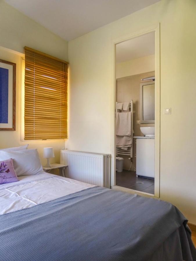 St. Thomas Bed And Breakfast Paianía Εξωτερικό φωτογραφία